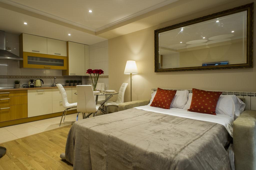 Rent Apartments Salamanca Cervantes 47 المظهر الخارجي الصورة