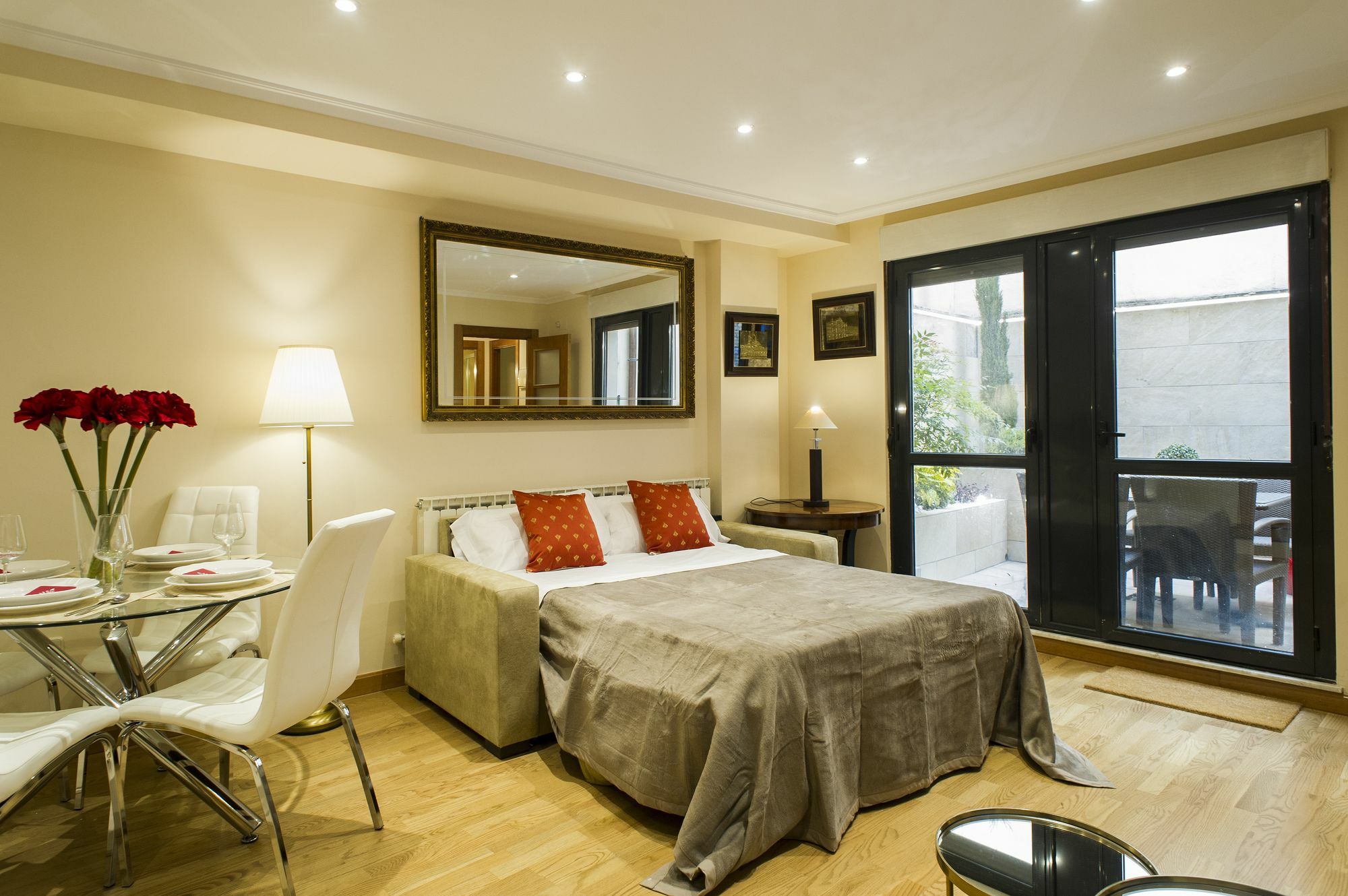 Rent Apartments Salamanca Cervantes 47 المظهر الخارجي الصورة